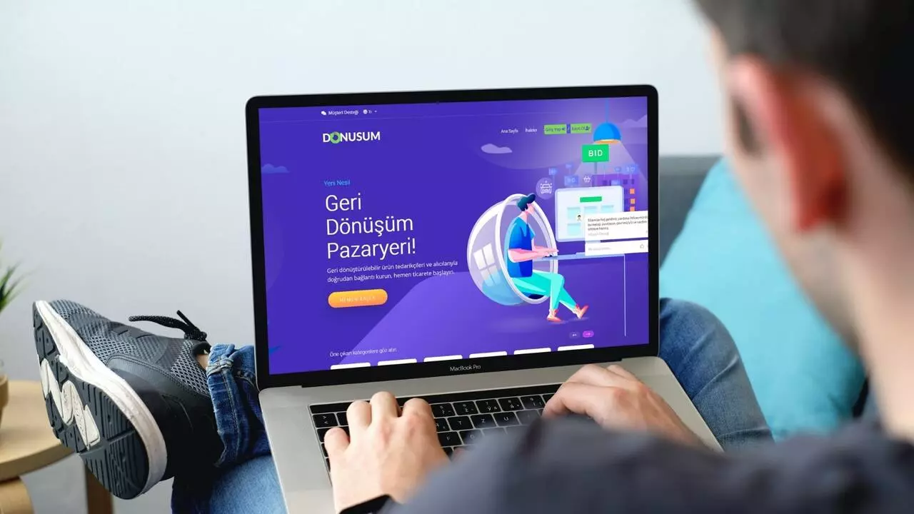 Artiwire | Proje | Donusum.co